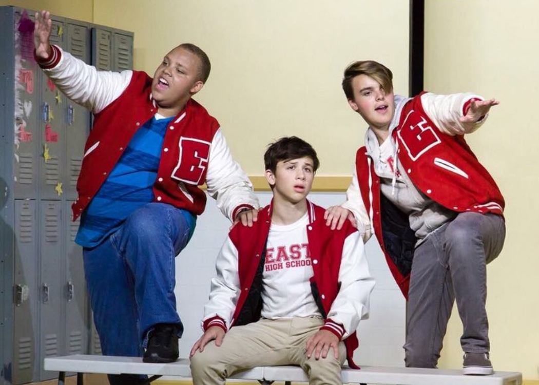 HIGH SCHOOL MUSICAL JR. show photo 3