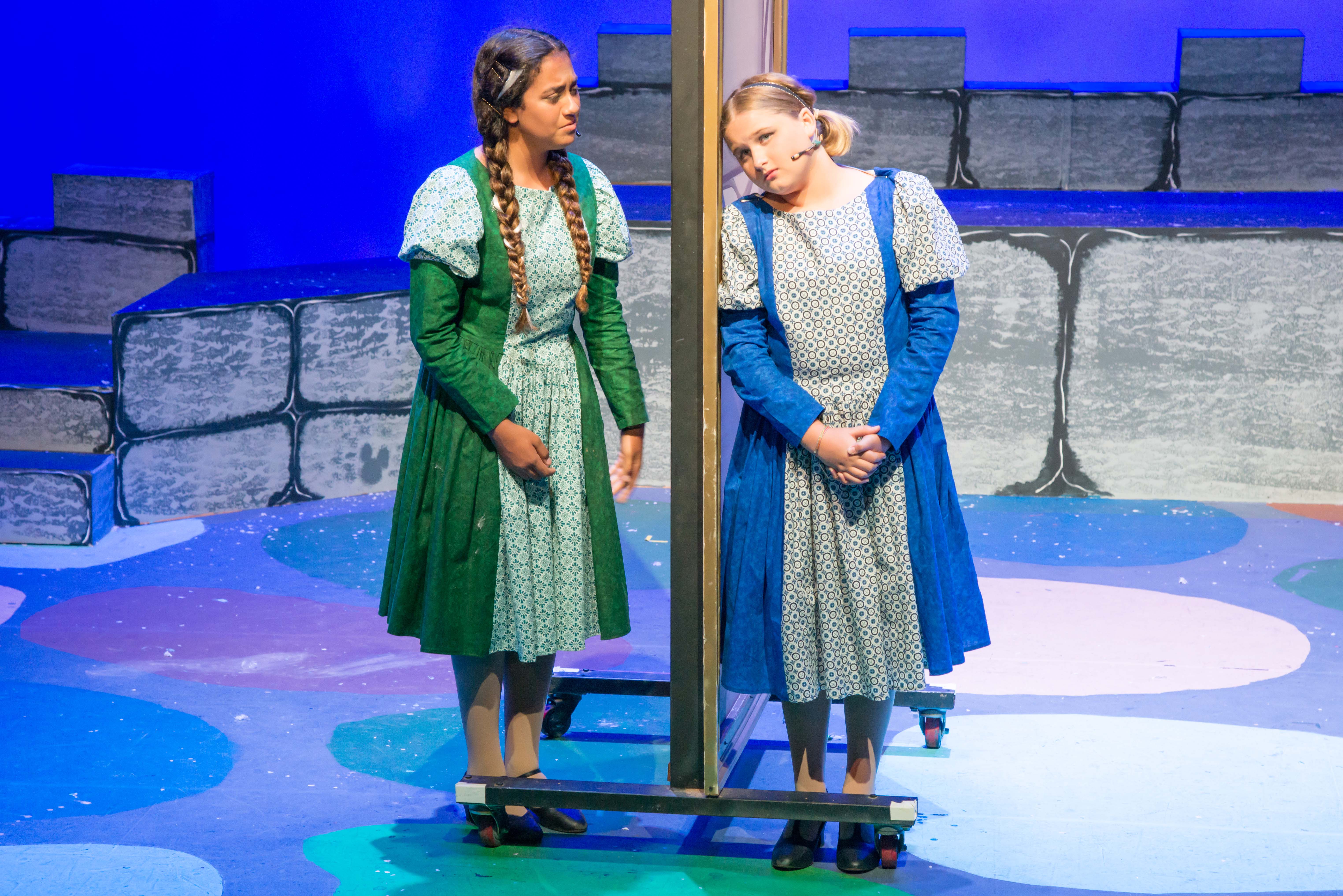 FROZEN JR. show photo 4